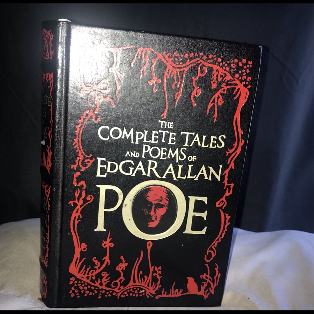 The complete tales and poems of Edgar Allan Poe pre owned